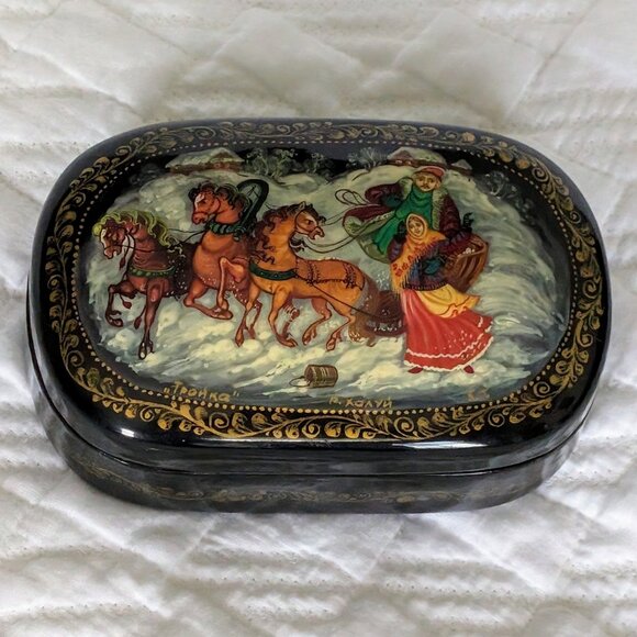 Vintage Russian USSR Signed KHOLUI ХОЛУЙ Lacquer Jewelry Trinity Box 4 5/8